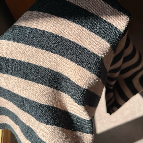 Tuckernuck Rugby Shirt - Picture 4 of 4